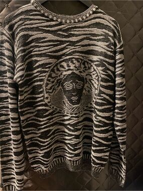 🦓 Vintage Versace Jeans Couture Medusa Head Zebra Print Knit Sweater M